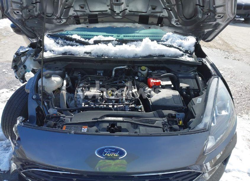 Photo 10 of 2021 Ford Escape SE (VIN 1FMCU9G65MUA16155)