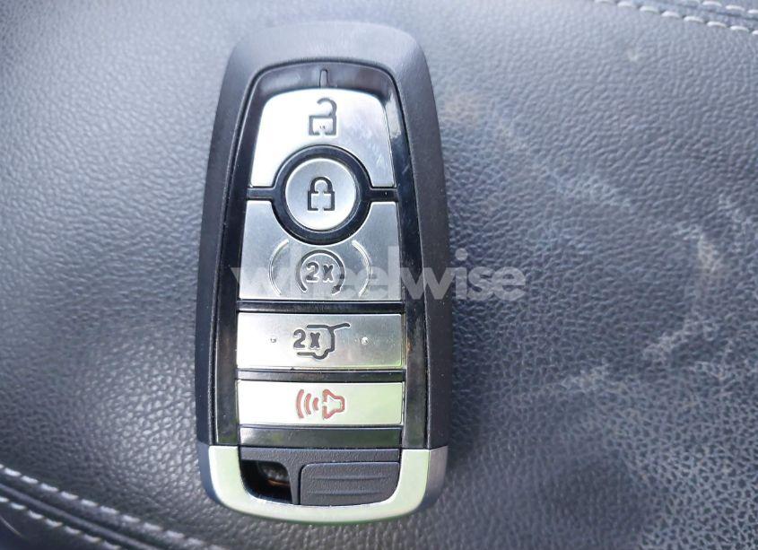 Photo 11 of 2021 Ford Escape SE (VIN 1FMCU9G65MUA16155)