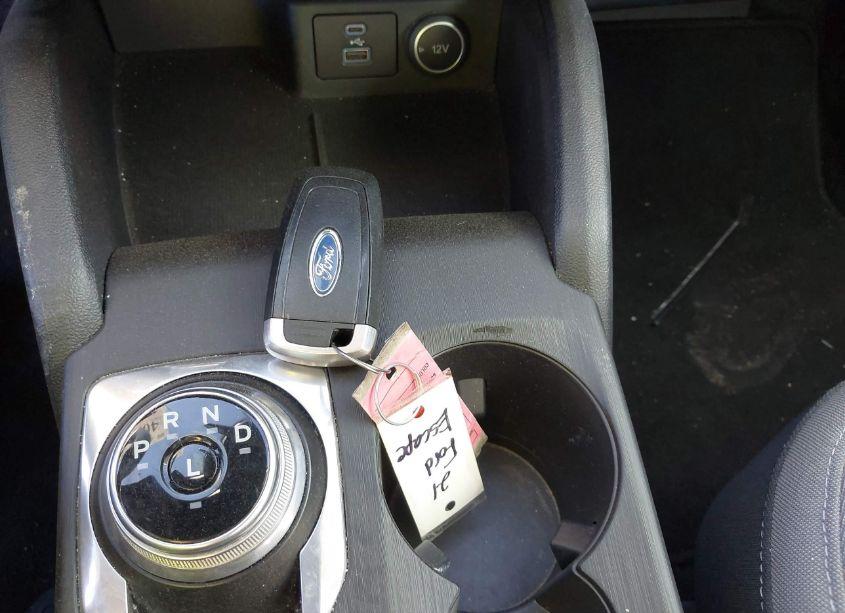 Photo 11 of 2021 Ford Escape SE (VIN 1FMCU9G65MUA25535)
