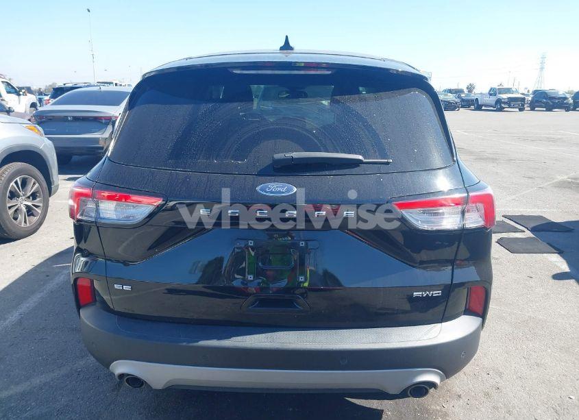 Photo 16 of 2021 Ford Escape SE (VIN 1FMCU9G65MUA38057)
