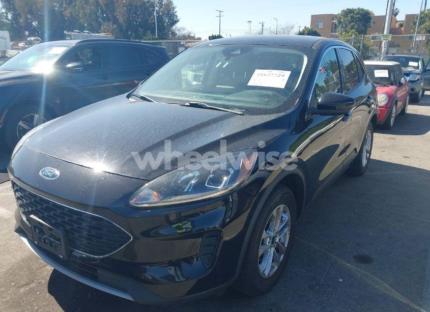 Photo 6 of 2021 Ford Escape SE (VIN 1FMCU9G65MUA38057)