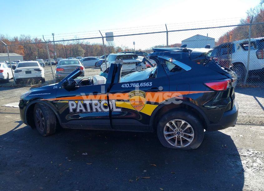 Photo 13 of 2021 Ford Escape SE (VIN 1FMCU9G65MUA96976)