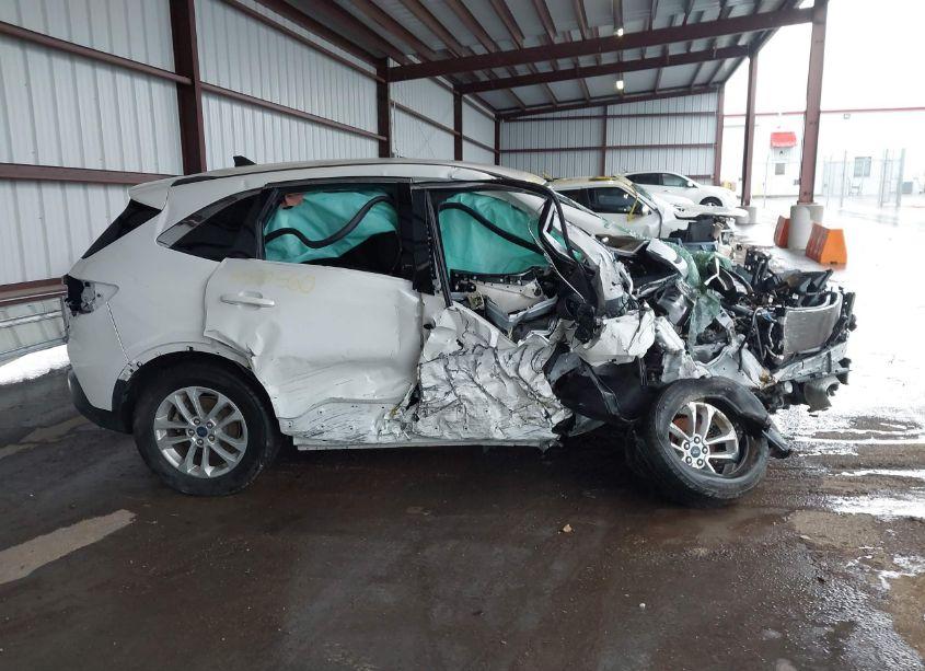 Photo 13 of 2022 Ford Escape SE (VIN 1FMCU9G65NUA60982)