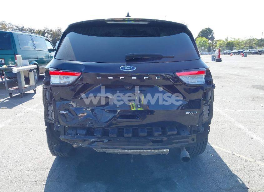 Photo 17 of 2022 Ford Escape SE (VIN 1FMCU9G65NUA70007)