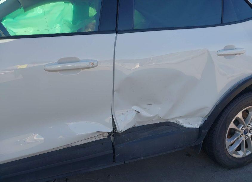 Photo 6 of 2022 Ford Escape SE (VIN 1FMCU9G65NUA73473)