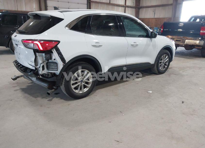 Photo 4 of 2022 Ford Escape SE (VIN 1FMCU9G65NUB12899)