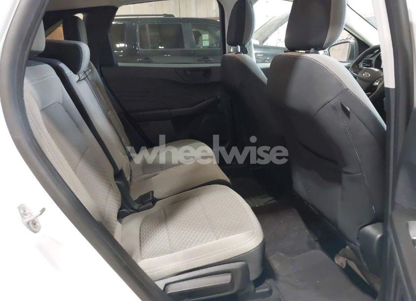 Photo 8 of 2022 Ford Escape SE (VIN 1FMCU9G65NUB12899)