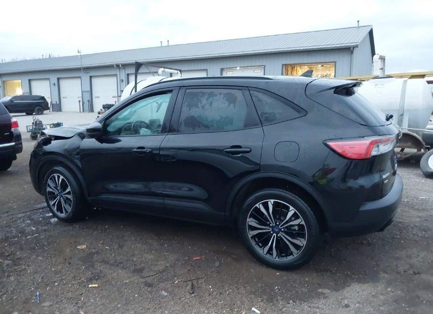 Photo 14 of 2022 Ford Escape SE (VIN 1FMCU9G65NUB96688)