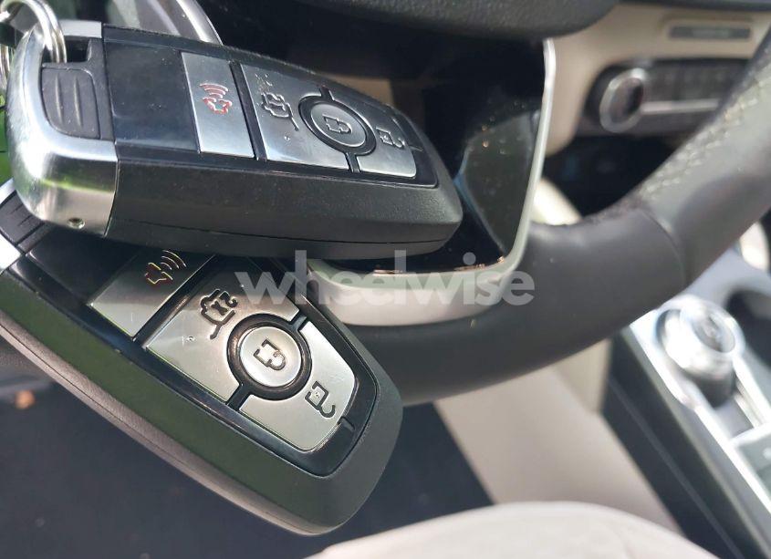 Photo 11 of 2022 Ford Escape SE (VIN 1FMCU9G65NUC02070)