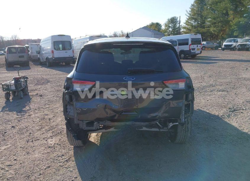 Photo 16 of 2020 Ford Escape SE (VIN 1FMCU9G66LUA11982)
