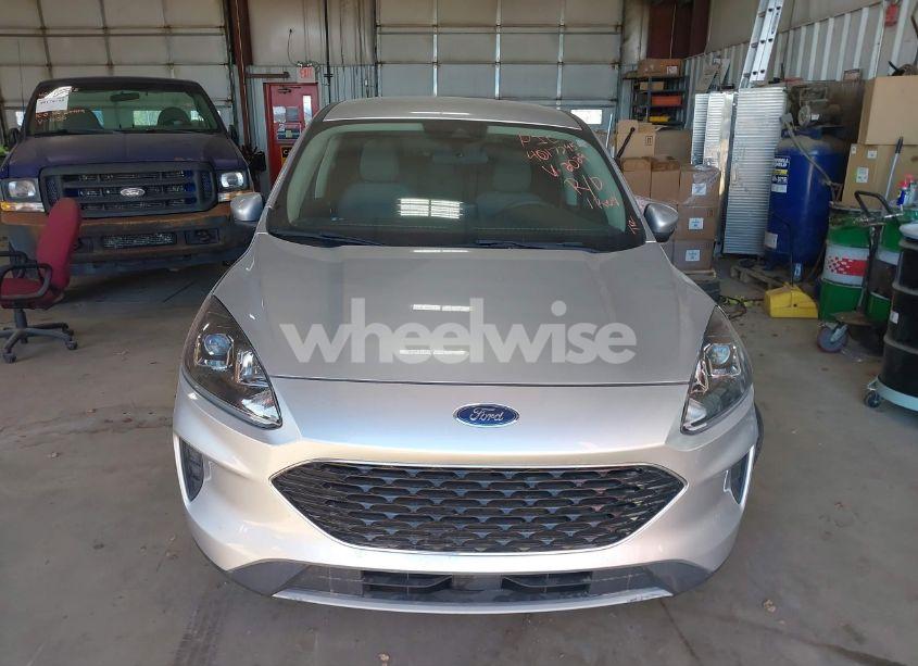 Photo 12 of 2020 Ford Escape SE (VIN 1FMCU9G66LUA52029)