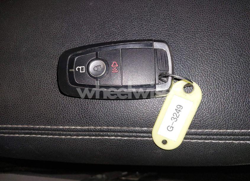 Photo 11 of 2020 Ford Escape SE (VIN 1FMCU9G66LUA69879)