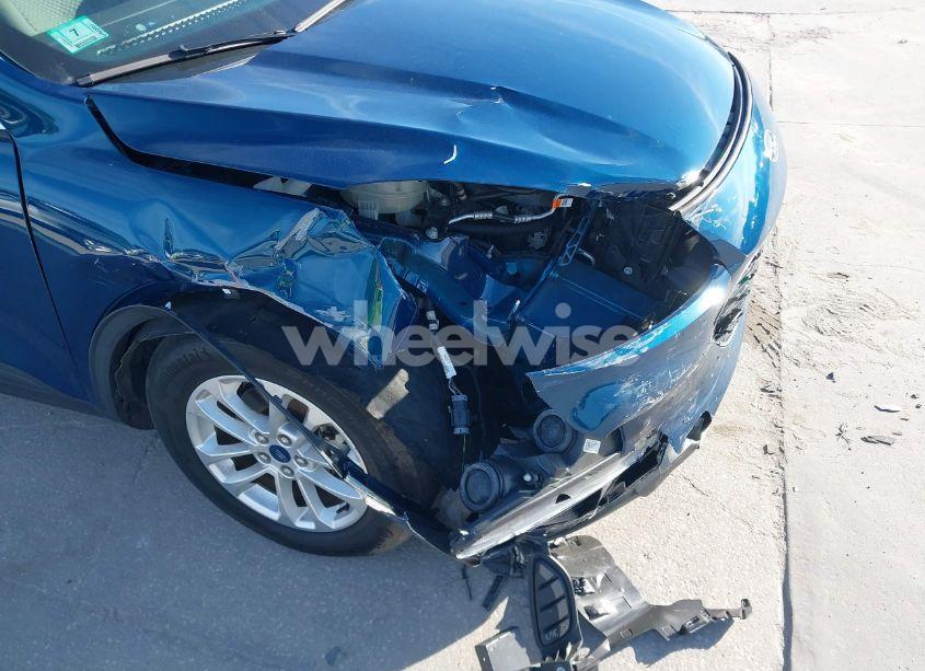 Photo 6 of 2020 Ford Escape SE (VIN 1FMCU9G66LUA88920)