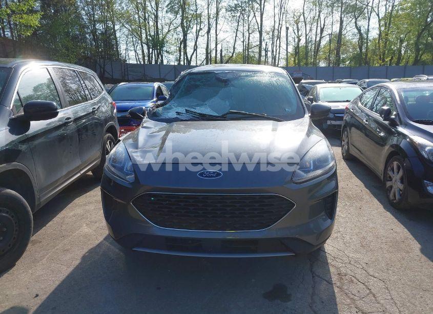 Photo 12 of 2021 Ford Escape SE (VIN 1FMCU9G66MUA11210)