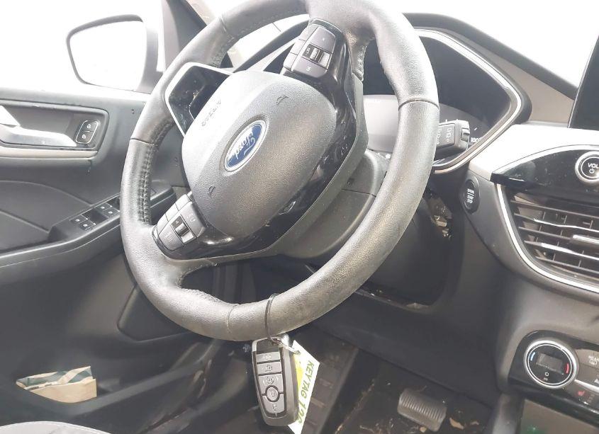 Photo 11 of 2021 Ford Escape SE (VIN 1FMCU9G66MUA65025)