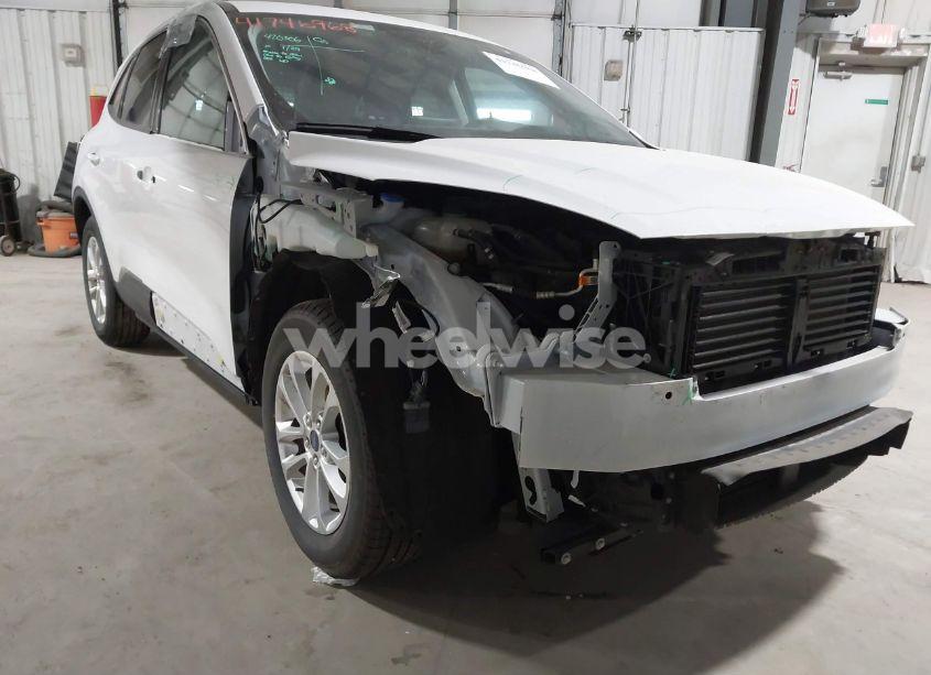 Photo 6 of 2021 Ford Escape SE (VIN 1FMCU9G66MUA69107)