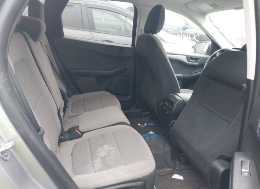 Photo 8 of 2022 Ford Escape SE (VIN 1FMCU9G66NUA00810)