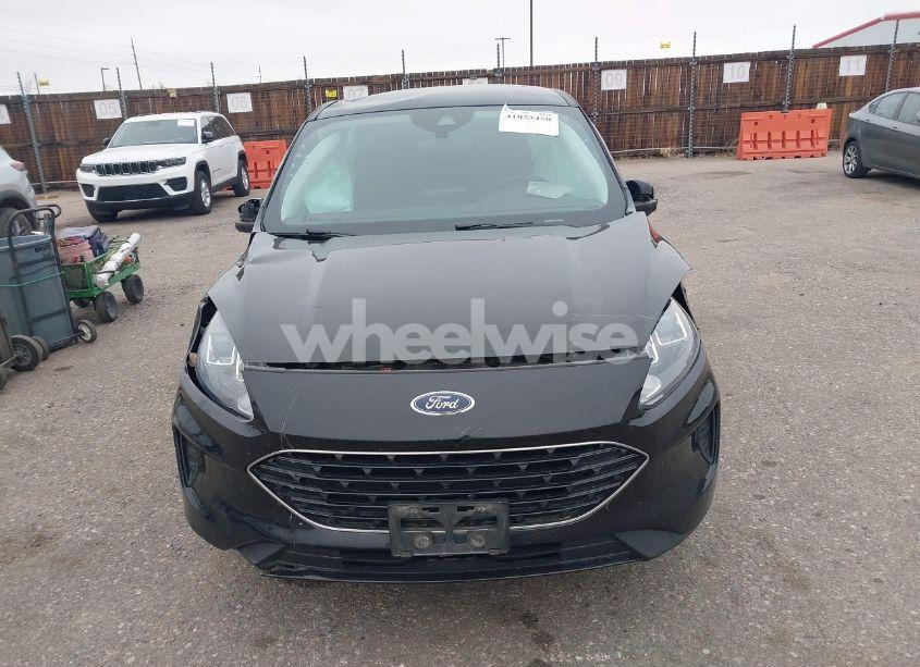 Photo 11 of 2022 Ford Escape SE (VIN 1FMCU9G66NUA06865)