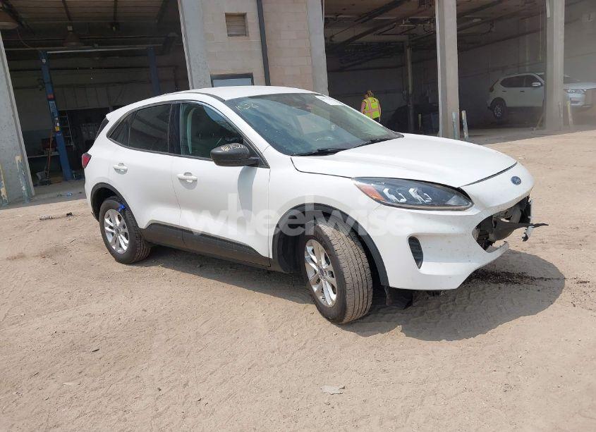 2022 Ford Escape SE (VIN 1FMCU9G66NUA60537) main photo