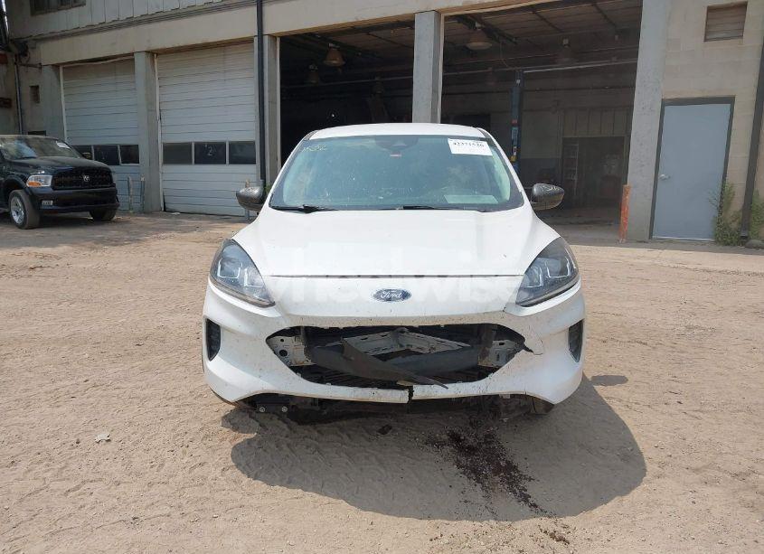 Photo 13 of 2022 Ford Escape SE (VIN 1FMCU9G66NUA60537)