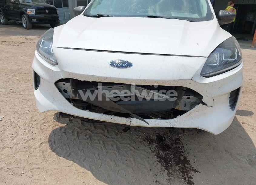 Photo 6 of 2022 Ford Escape SE (VIN 1FMCU9G66NUA60537)