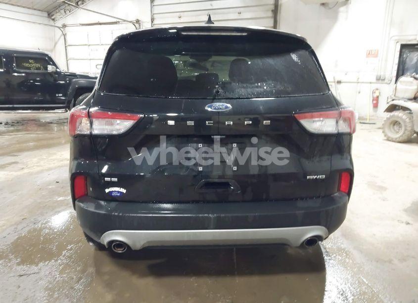 Photo 16 of 2022 Ford Escape SE (VIN 1FMCU9G66NUA93098)