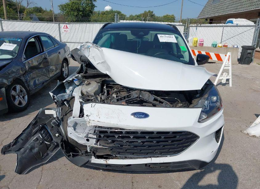 Photo 12 of 2022 Ford Escape SE (VIN 1FMCU9G66NUB16749)