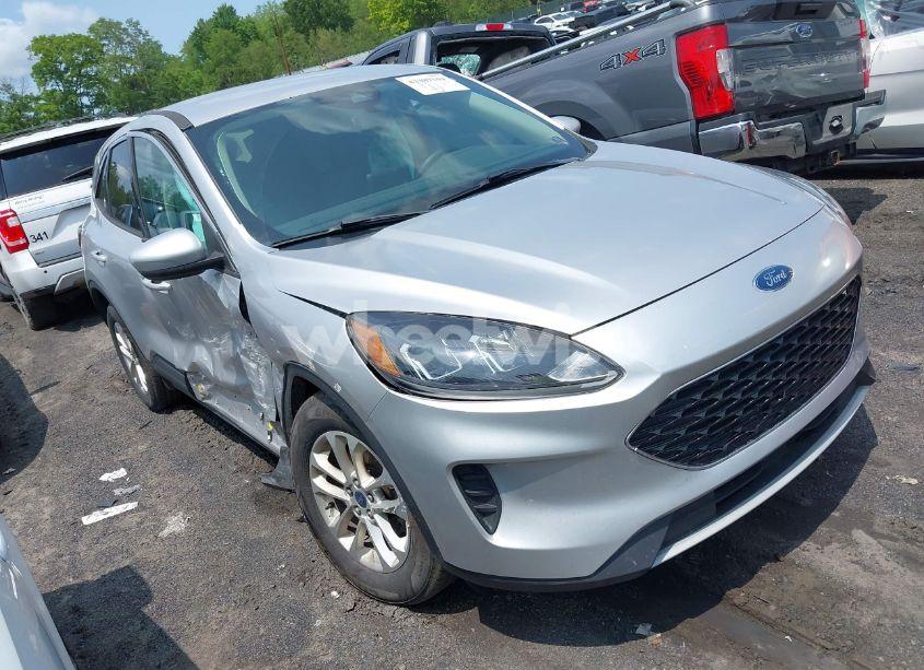 2020 Ford Escape SE (VIN 1FMCU9G67LUA85265) main photo