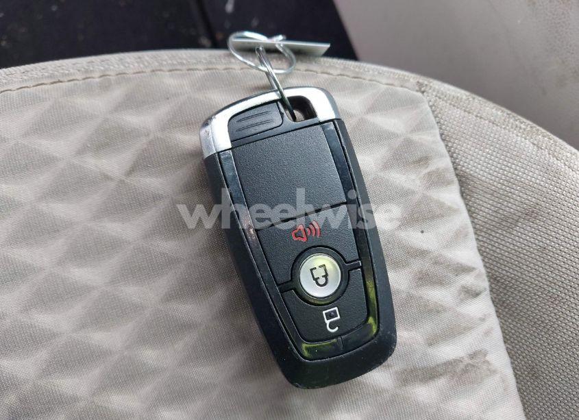 Photo 11 of 2020 Ford Escape SE (VIN 1FMCU9G67LUB21293)