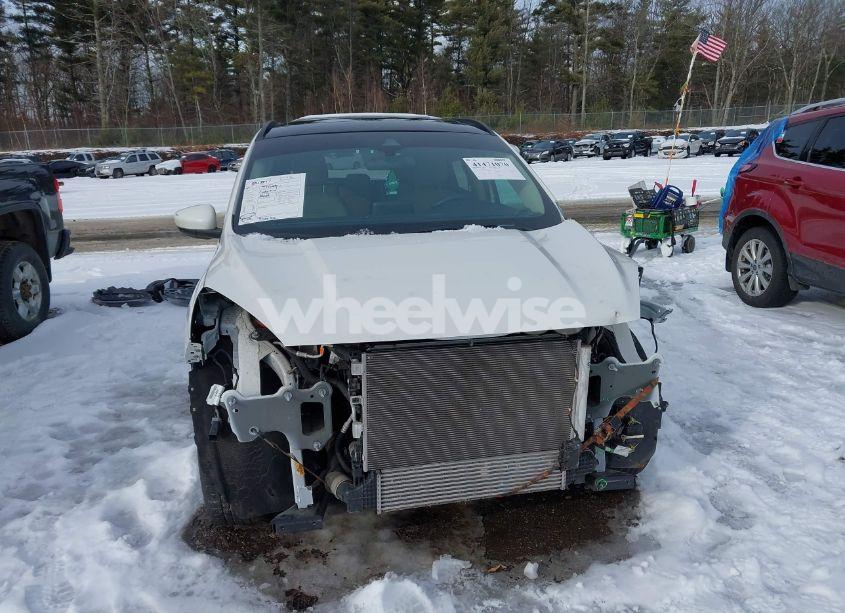 Photo 6 of 2020 Ford Escape SE (VIN 1FMCU9G67LUB21293)