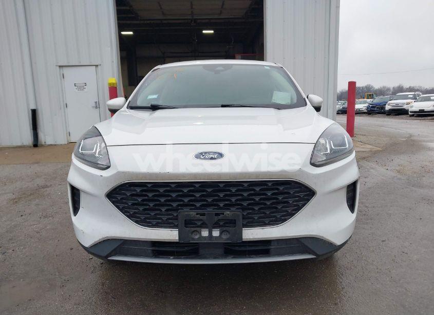 Photo 12 of 2020 Ford Escape SE (VIN 1FMCU9G67LUB80232)