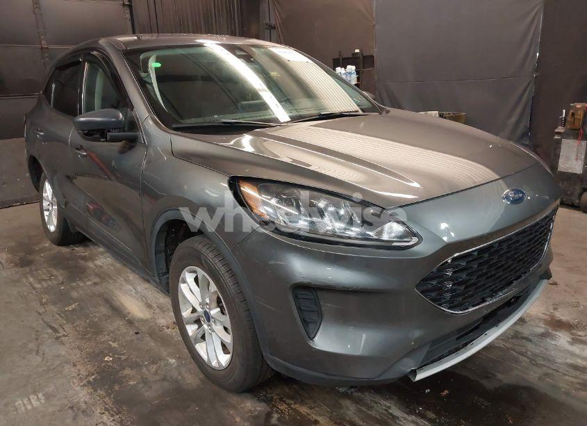 2021 Ford Escape SE (VIN 1FMCU9G67MUA22801) main photo