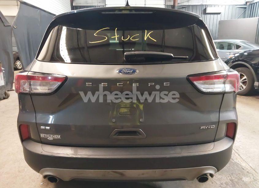 Photo 17 of 2021 Ford Escape SE (VIN 1FMCU9G67MUA22801)