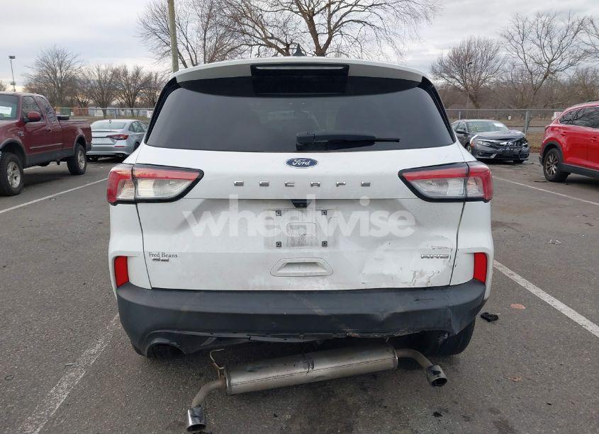 Photo 6 of 2021 Ford Escape SE (VIN 1FMCU9G67MUA29912)