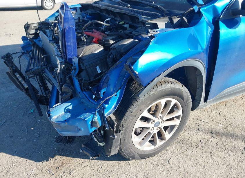 Photo 6 of 2022 Ford Escape SE (VIN 1FMCU9G67NUA21097)