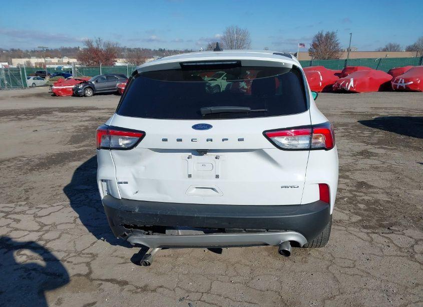 Photo 16 of 2022 Ford Escape SE (VIN 1FMCU9G67NUA26445)