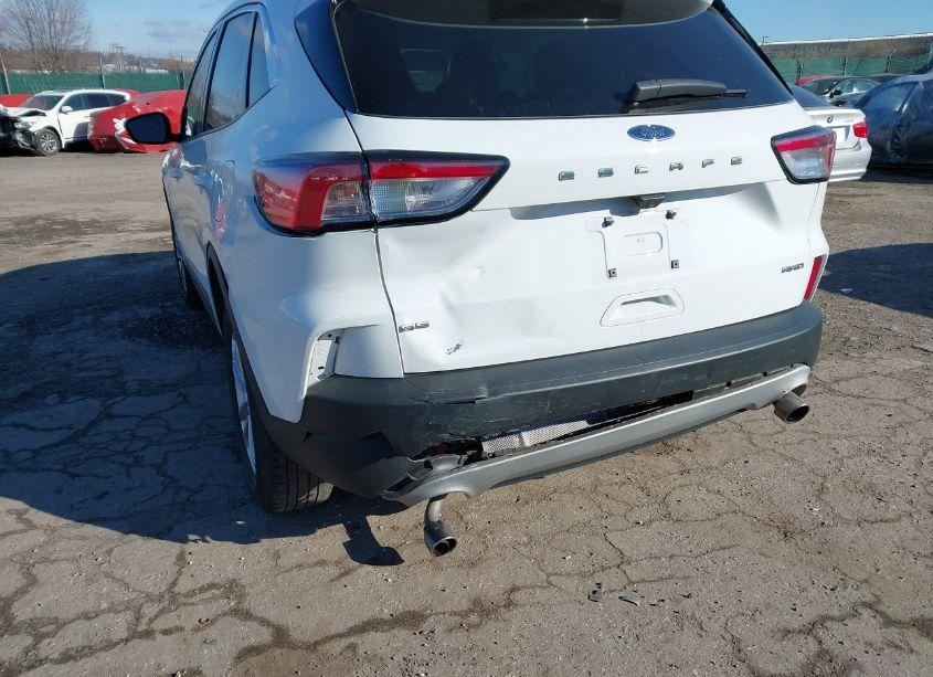 Photo 6 of 2022 Ford Escape SE (VIN 1FMCU9G67NUA26445)
