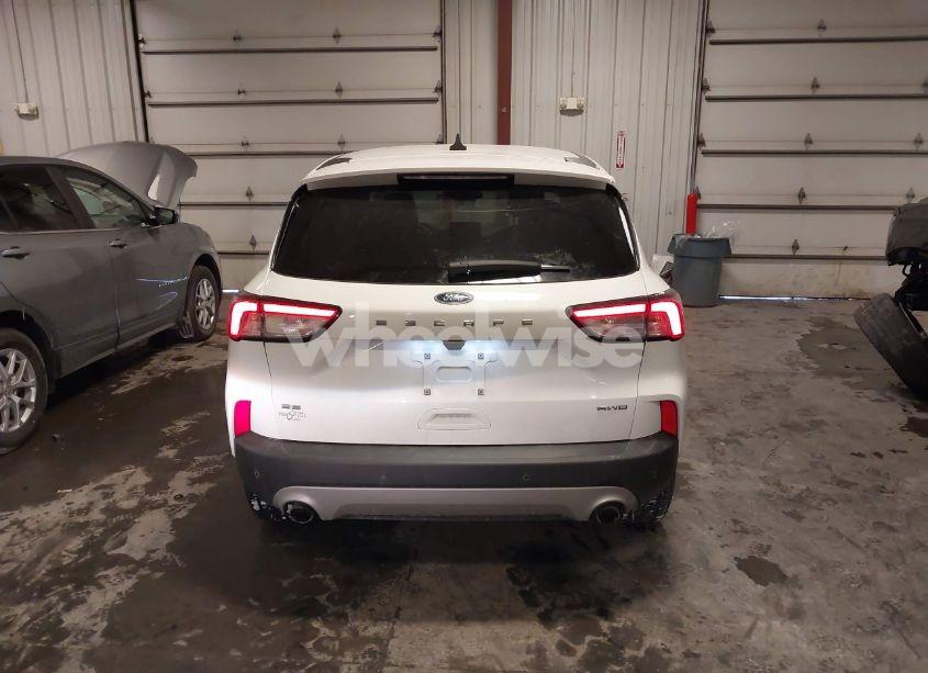 Photo 17 of 2022 Ford Escape SE (VIN 1FMCU9G67NUA61017)