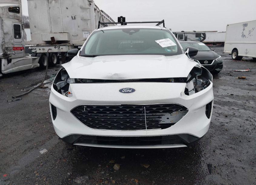 Photo 13 of 2022 Ford Escape SE (VIN 1FMCU9G67NUB31258)