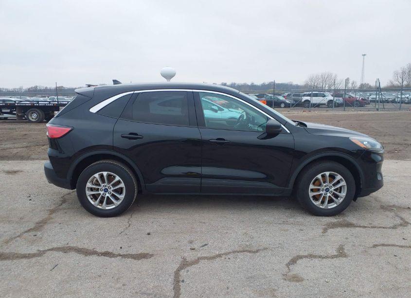 Photo 13 of 2022 Ford Escape SE (VIN 1FMCU9G67NUB33379)