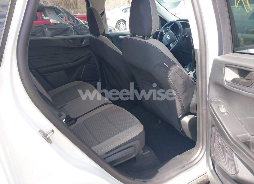 Photo 8 of 2022 Ford Escape SE (VIN 1FMCU9G67NUB62770)