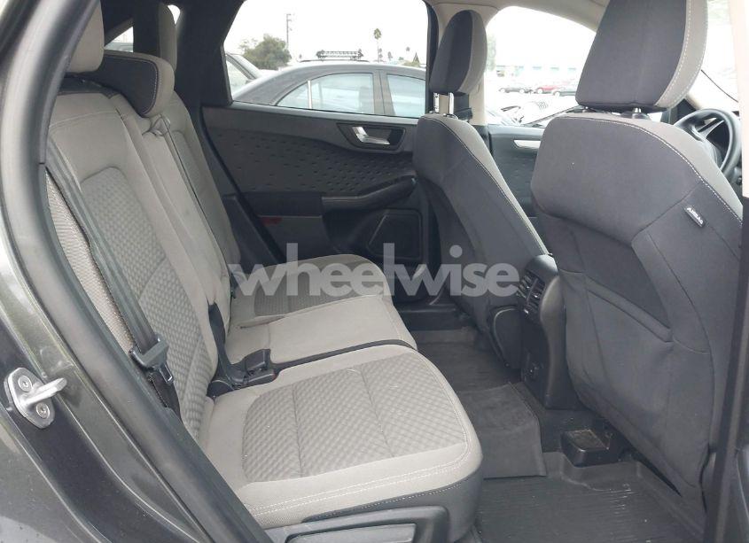 Photo 8 of 2020 Ford Escape SE (VIN 1FMCU9G68LUA38066)