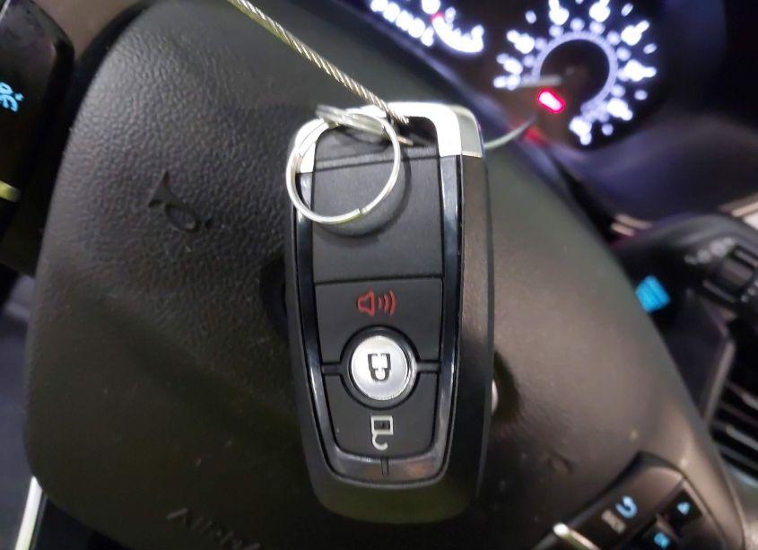 Photo 11 of 2020 Ford Escape SE (VIN 1FMCU9G68LUB70728)