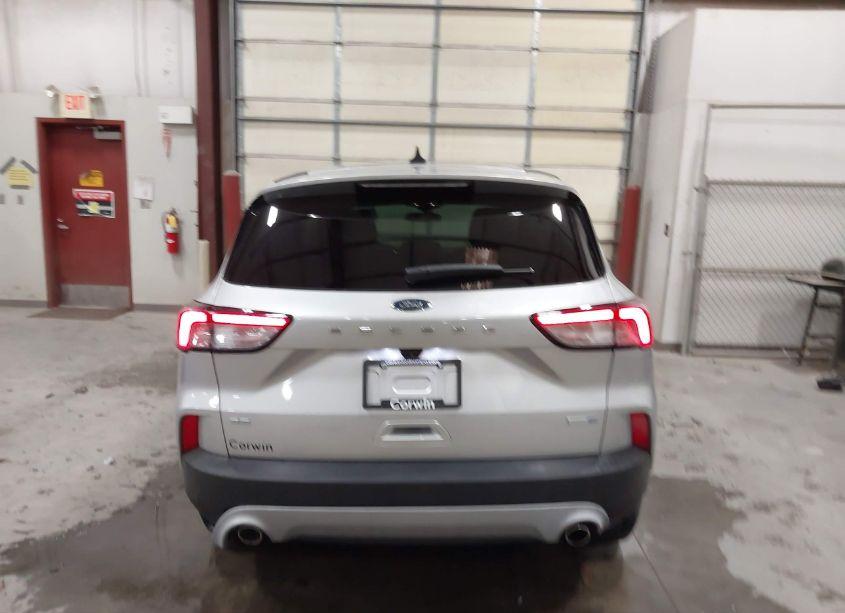 Photo 16 of 2020 Ford Escape SE (VIN 1FMCU9G68LUB70728)