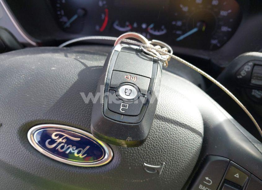 Photo 11 of 2020 Ford Escape SE (VIN 1FMCU9G68LUC31480)