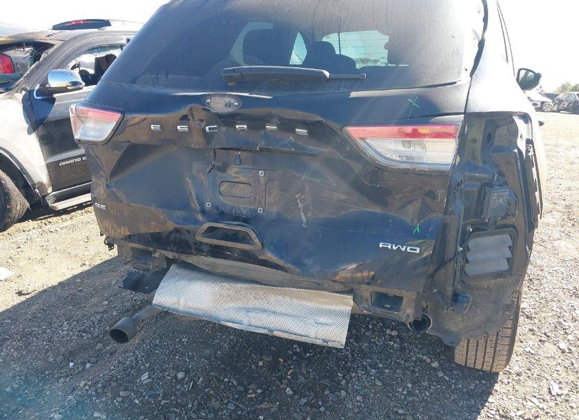 Photo 6 of 2021 Ford Escape SE (VIN 1FMCU9G68MUB10160)