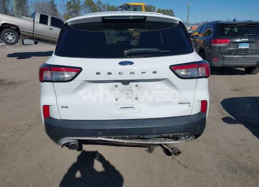 Photo 16 of 2021 Ford Escape SE (VIN 1FMCU9G68MUB24978)