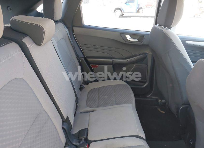 Photo 8 of 2021 Ford Escape SE (VIN 1FMCU9G68MUB24978)