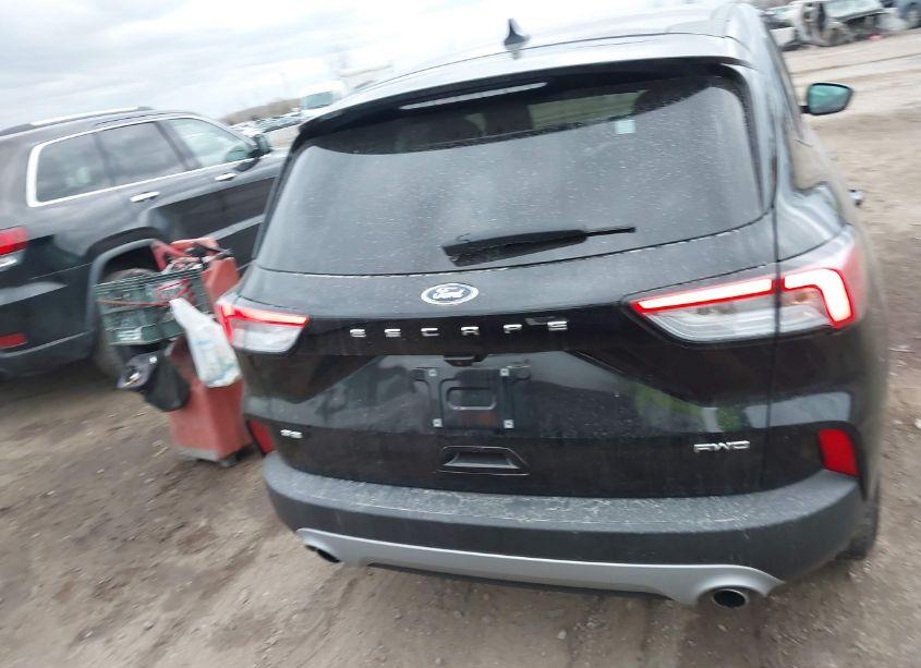 Photo 16 of 2022 Ford Escape SE (VIN 1FMCU9G68NUA95645)