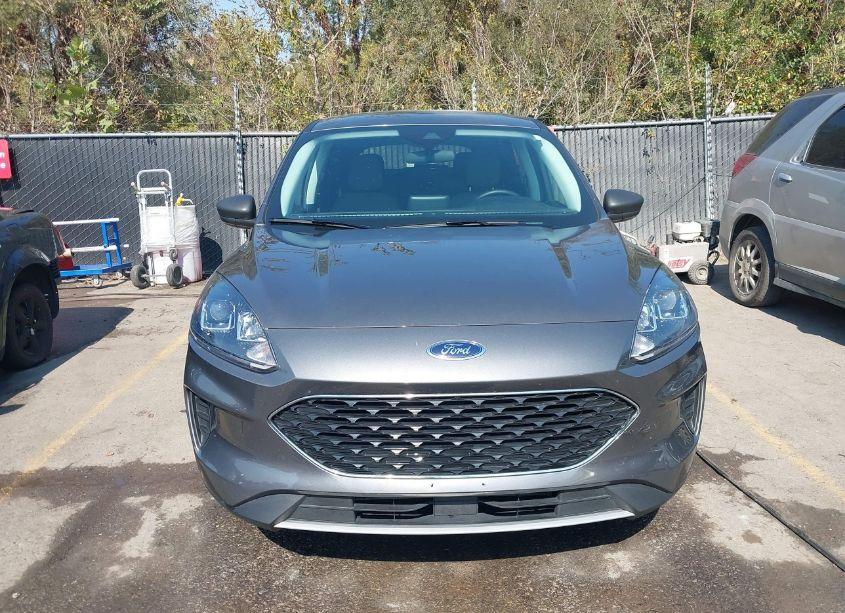 Photo 12 of 2022 Ford Escape SE (VIN 1FMCU9G68NUB50756)